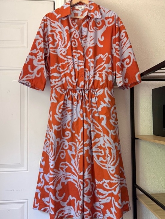 COS Dresses & Skirts - COS • Short sleeve midi shirt dress